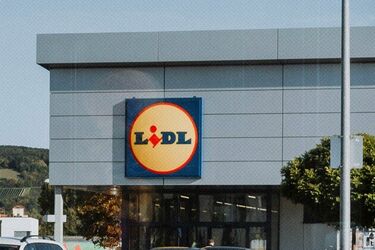 Nowa opłata w Biedronce i Lidlu. Tyle trzeba będzie dopłacać