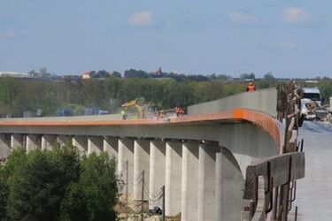 Most nad Narwią połączony – już niedługo kompletna ekspresówka do granicy z Litwą