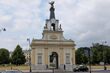 Zegar w Wielkiej Bramie "Gryf" działa od XVIII wieku. Można go zobaczyć z bliska