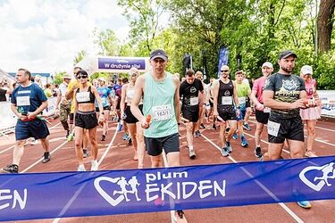 Biegali i pomagali. Sztafeta Plum Ekiden znów niosła dobro