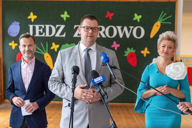 Białystok walczy z głodem. Rządowy program z miejskim wsparciem