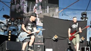 Rock na Bagnie wraca do Goniądza. Na scenie zagrają legendy punka i hardcore’u