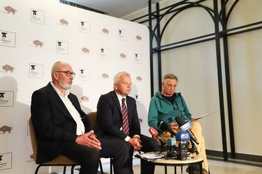 Teatr Dramatyczny grał bez sceny. Efekt? Pięć premier i tysiące widzów