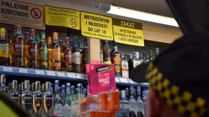 Alkohol nie dla nieletnich. Straż Miejska kontroluje punkty sprzedaży