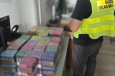 E-papierosy bez ostrzeżeń i norm. Nielegalny towar przejęty przez służby