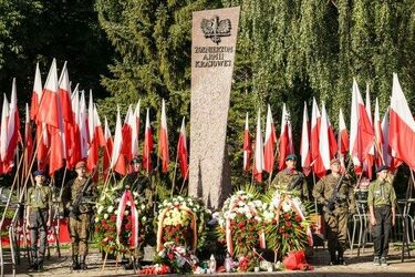 Tragedia sprzed 81 lat wciąż porusza. Białystok odda hołd powstańcom warszawskim