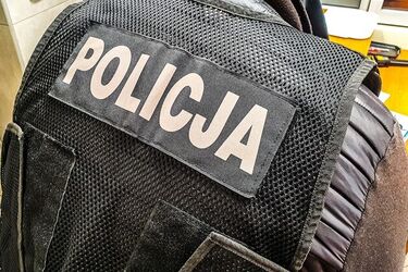Ukradł laptopa przez okno. Chwilę później był już w rękach policji