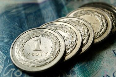 Seniorzy dostaną we wrześniu dodatkowe świadczenie