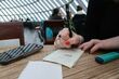 Niepokojące dane dla pracodawców. Tylu pracowników planuje zmianę pracy