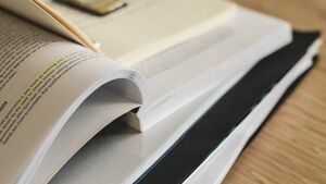 19-latka chciała sprzedać podręcznik. Straciła ponad 3 tys. zł