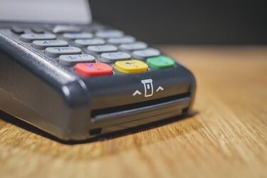 Program "Zyskaj więcej". Można dostać darmowy terminal i bon 300 zł na paliwo