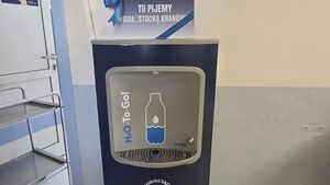W białostockim szpitalu pojawiły się dystrybutory wody. Teraz można pić kranówkę