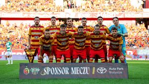 Korona zadziwia. W niedzielę żółto-czerwone derby