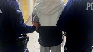 Awantura w taksówce. 18-latek wyjął przedmiot przypominający broń