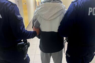 Awantura w taksówce. 18-latek wyjął przedmiot przypominający broń