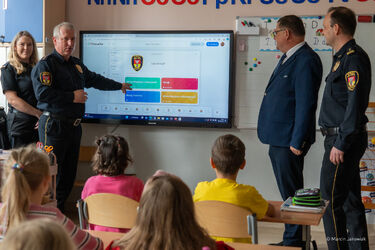 Nowy program dla uczniów w Białymstoku. Straż Miejska uczy bezpieczeństwa