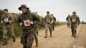 Norwegian Foot March w Podlaskiem. Żołnierze pokonali 30 km z obciążeniem