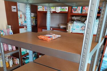 Magazyn fundacji "Pomóż Im" świeci pustkami. Co jest potrzebne?