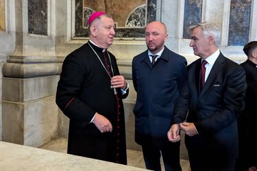 Abp Guzdek i marszałek Prokorym u papieża. Ważny gest dla Podlasia