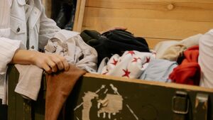 Co z pojemnikami na stare ubrania w Białymstoku? Jest odpowiedź prezydenta