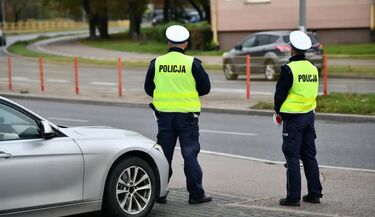 Kierowcy sprawdzą światła za darmo. Ruszyła ogólnopolska kampania policji