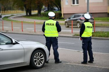 Kierowcy sprawdzą światła za darmo. Ruszyła ogólnopolska kampania policji