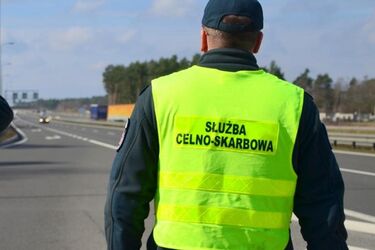 Podlaska KAS rekrutuje, wiadomo ile można zarobić. 17 etatów czeka