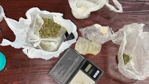 Nerwowe zachowanie zdradziło 38-latka. Oto co miał w torbie