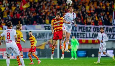 Jagiellonia ukarana za wulgarny transparent swych kibiców