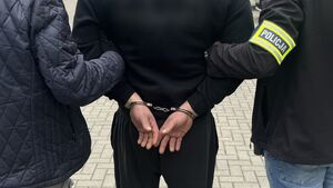 Nerwowe zachowanie zdradziło kierowcę audi. Policjanci znaleźli narkotyki