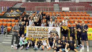 Necko Augustów triumfuje po tie-breaku. Zwyciężył także BAS