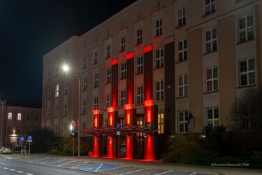 W Białymstoku króluje czerwień - symbol sprzeciwu wobec przemocy