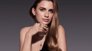 Biżuteria z diamentami – idealny prezent pod choinkę