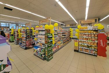 Nowy market w Białymstoku już otwarty - mieszkańcy ruszyli na zakupy!