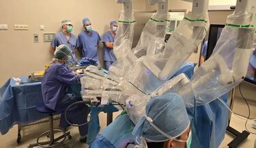 W USK przeprowadzono operacje z użyciem robota. 