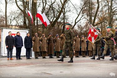 Nowe szeregi Wojska Polskiego. Blisko 100 żołnierzy złożyło przysięgę
