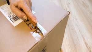 Tanie paczki z Chin? To już przeszłość. Nowe cło uderzy w klientów