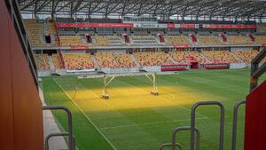 Nowa murawa to bubel? Spółka Stadion Miejski reaguje