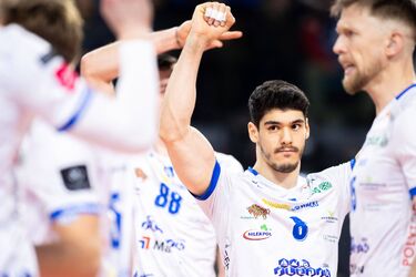 Siatkarze Ślepska sprawili swym kibicom świąteczny prezent