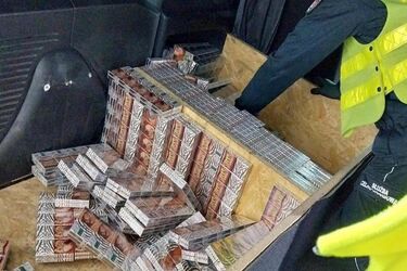 Koguty na dachu, kontrabanda w środku. Przemyt papierosów udaremniony