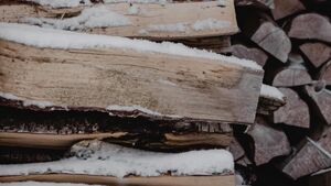 Najbardziej potrzebujący mogą liczyć na wsparcie. Otrzymają drewno na opał