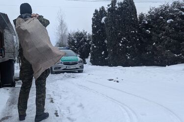 Mundurowi zawsze gotowi do pomocy. Zimowe interwencje Straży Granicznej