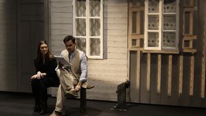 „Skrzyneczka bez pudła”. Teatr Dramatyczny pokazał kulisy nowej premiery