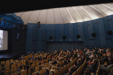 Miesiąc pełen filmowych emocji. Premiery, klasyka i familijne hity w Kinie Forum