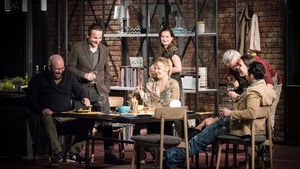 Niebezpieczna gra przy kolacji. Spektakl „Dobrze się kłamie” w Operze