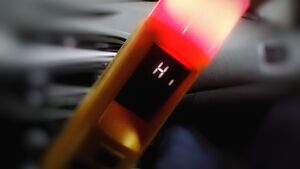 Pijana matka schowała się w szkolnej toalecie. Chciała odebrać dziecko