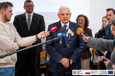 Cyfrowa rewolucja w białostockich szkołach. 5,3 tys. urządzeń dla uczniów