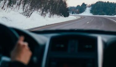 Marznący deszcz i śliskie drogi. Kolejne ostrzeżenie IMGW dla regionu