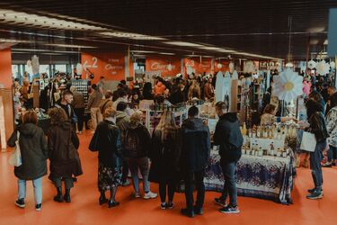 Naturalne kosmetyki, ceramika, biżuteria. Walentynkowe targi rzeczy handmade