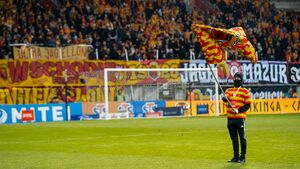 Święto Ultry, nowe koszulki i walka o fotel lidera. W sobotę mecz Jaga - Motor